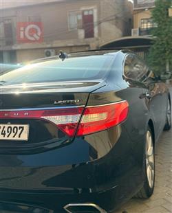 Hyundai Azera